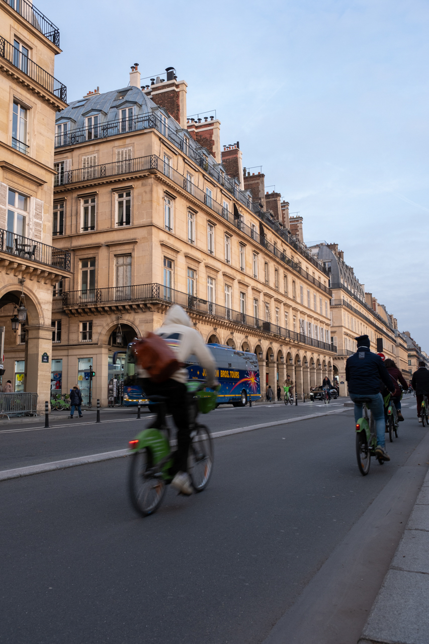 Paris à vélo, la lutte des places - Image 12 of 16